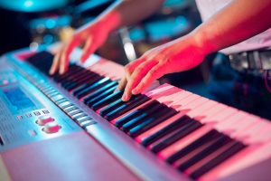 Mengetahui Fungsi Alat Musik Keyboard Dan Jenisnya